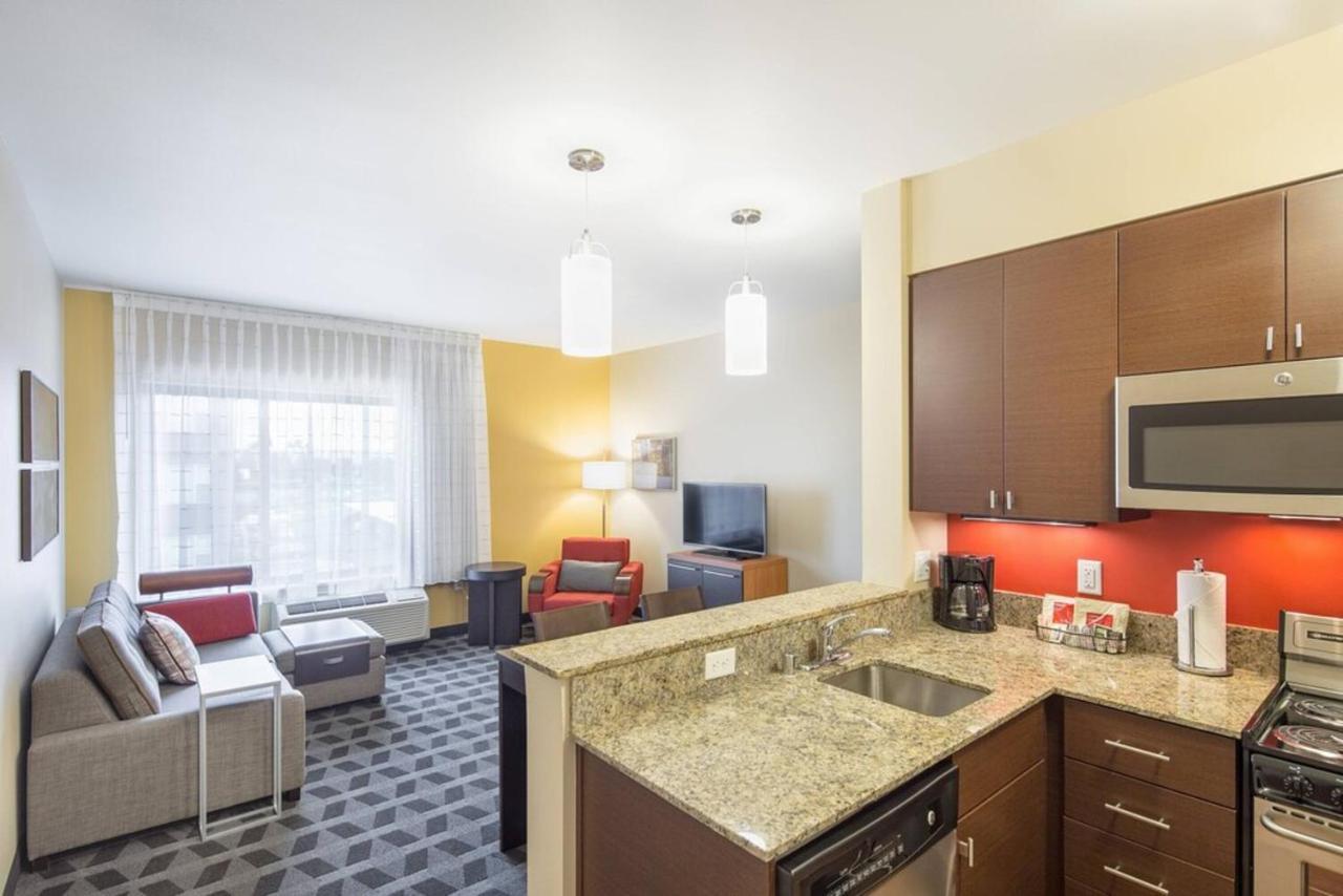 Towneplace By Marriott Suites Portland Vancouver Evergreen Экстерьер фото