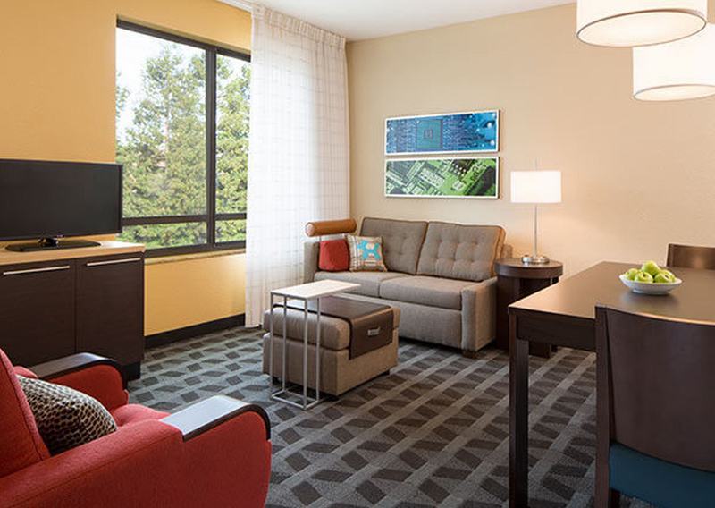 Towneplace By Marriott Suites Portland Vancouver Evergreen Экстерьер фото